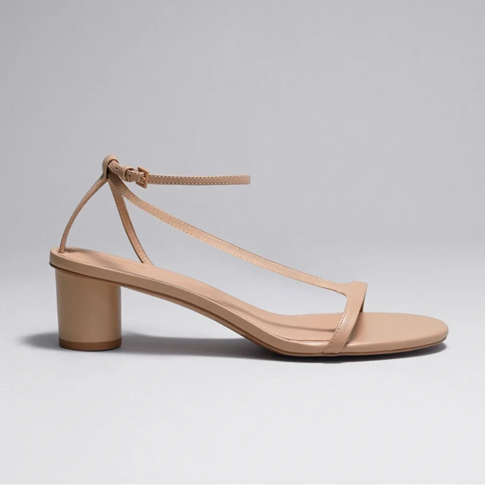 & OTHER STORIES minimalist block heel sandals - Picture 3 of 10